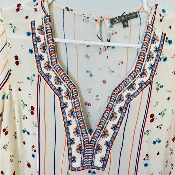 Wit & Wisdom BOHO Bell Sleeves Floral Top Small - Picture 6 of 14